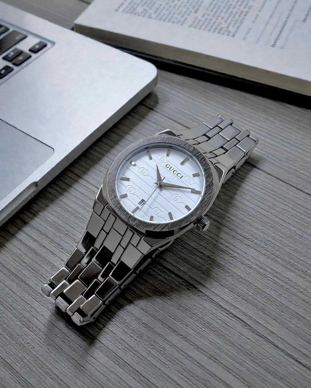 Men’s Gucci Style Luxury Stainless Steel Watch – Silver Bracelet | GreatIndiaCart greatindiacart.com